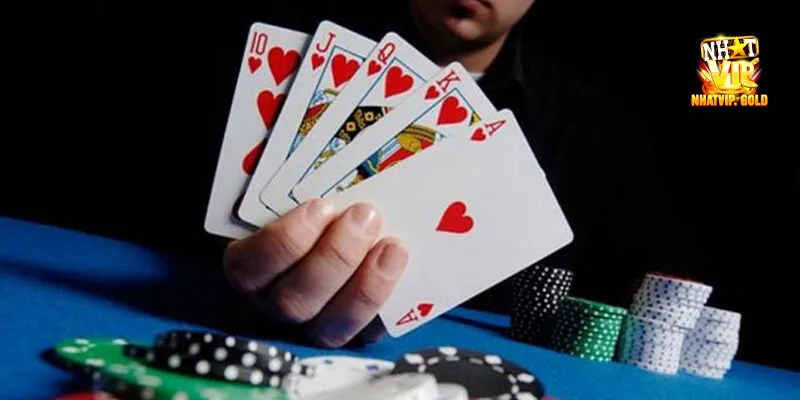 Luật chơi bài tiến lên chi tiết nhất tại Nhatvip